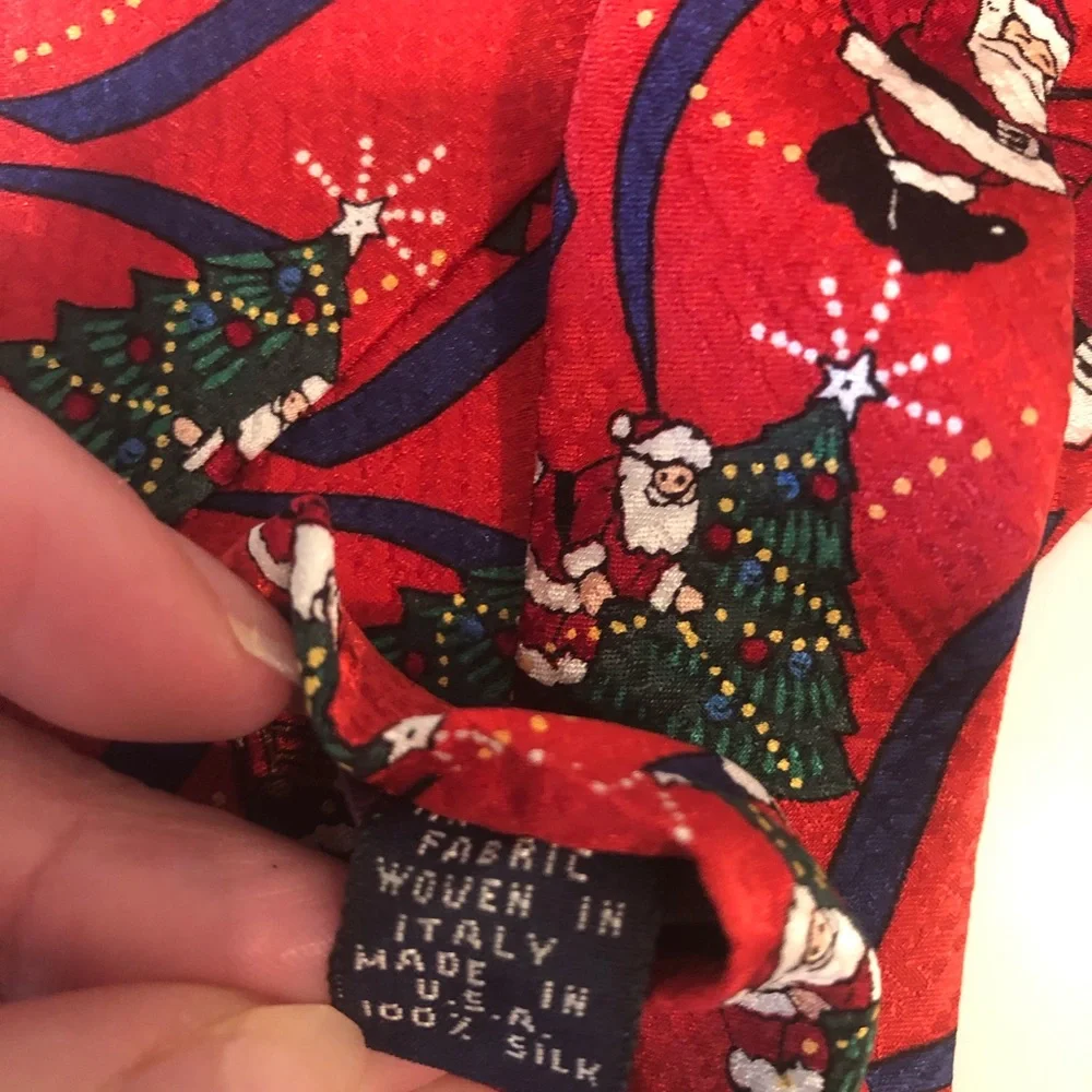 NWT Santa Silk Christmas Tie Red Tree Holiday Mens Formal Retro